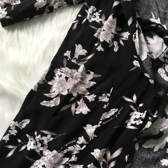 Spiritual Gangster Floral Black Maya Kimono - Picture 3 of 8